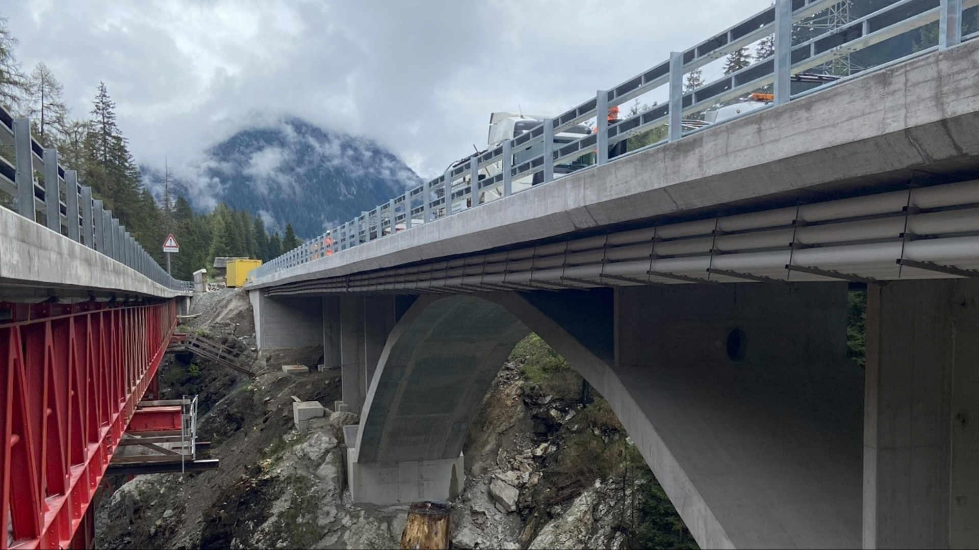 A13_EP19_Anschluss_Spluegen_Untere_Rueti_1920x1080px