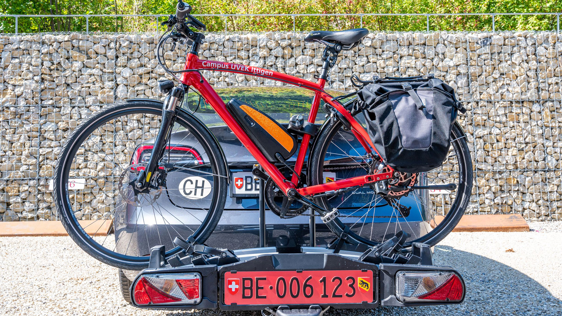 Drittes_Kontrollschild_fuer_Velotraeger_1920x1080px